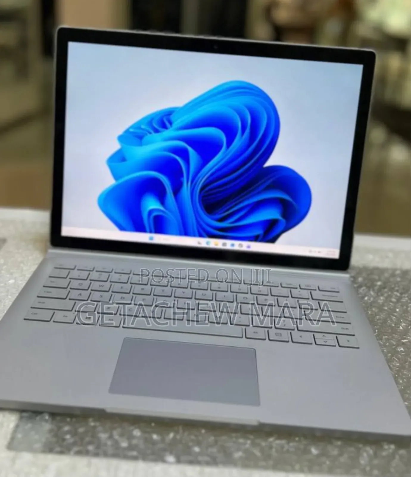 New Laptop Microsoft Surface 16GB Intel Core I7 SSD 256GB