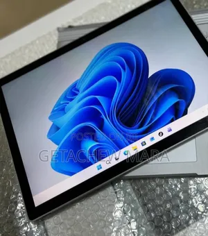 New Laptop Microsoft Surface 16GB Intel Core I7 SSD 256GB