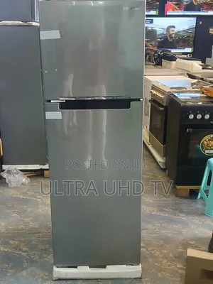 Samsung Top-Mount Freezer Refrigerator in a Silver