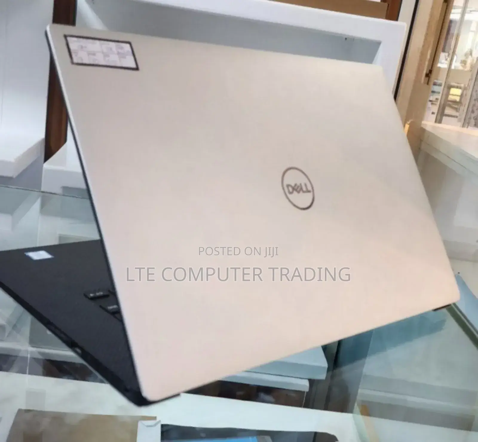 New Laptop Dell Precision 5540 16GB Intel Core I7 SSD 512GB