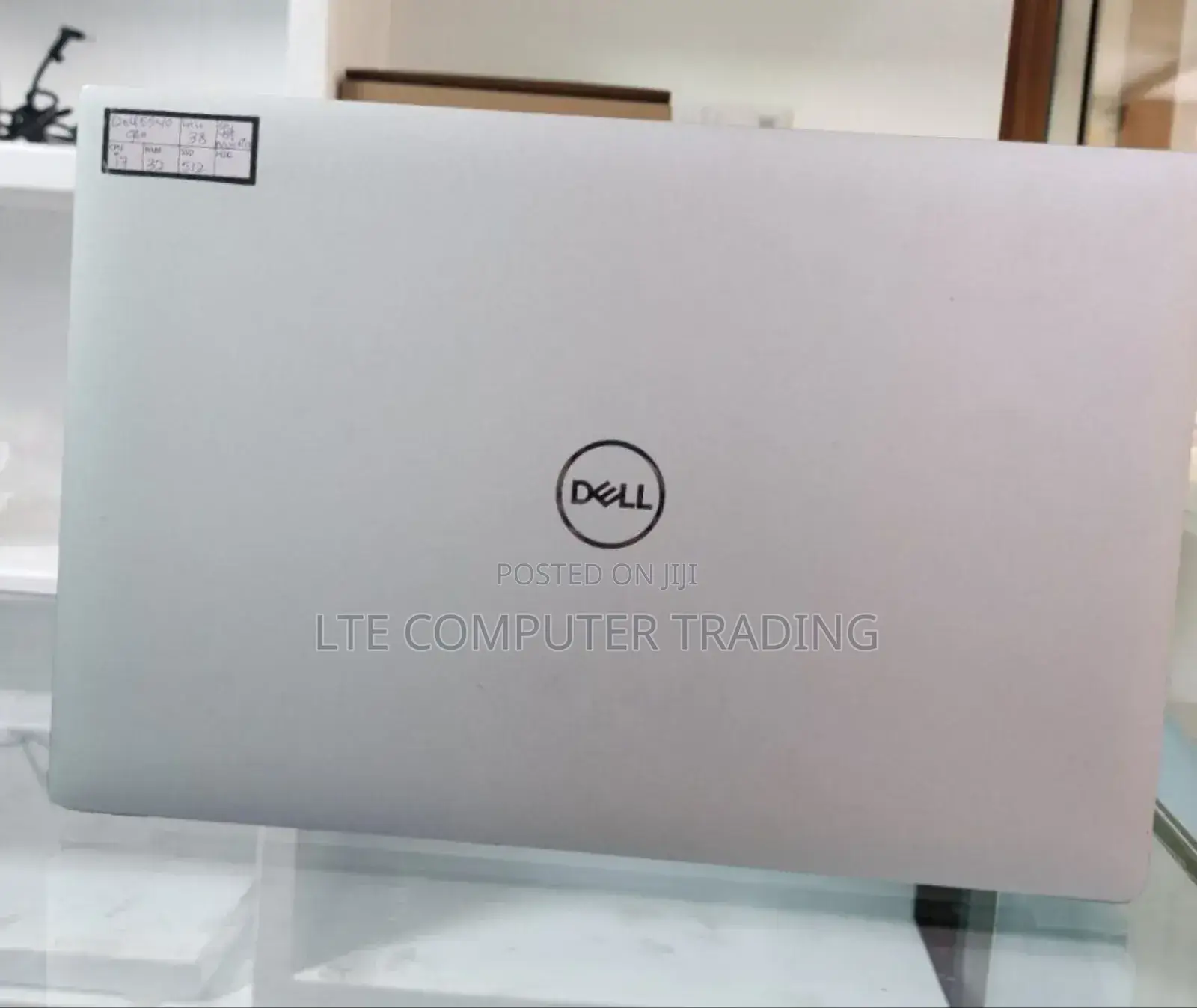 New Laptop Dell Precision 5540 16GB Intel Core I7 SSD 512GB