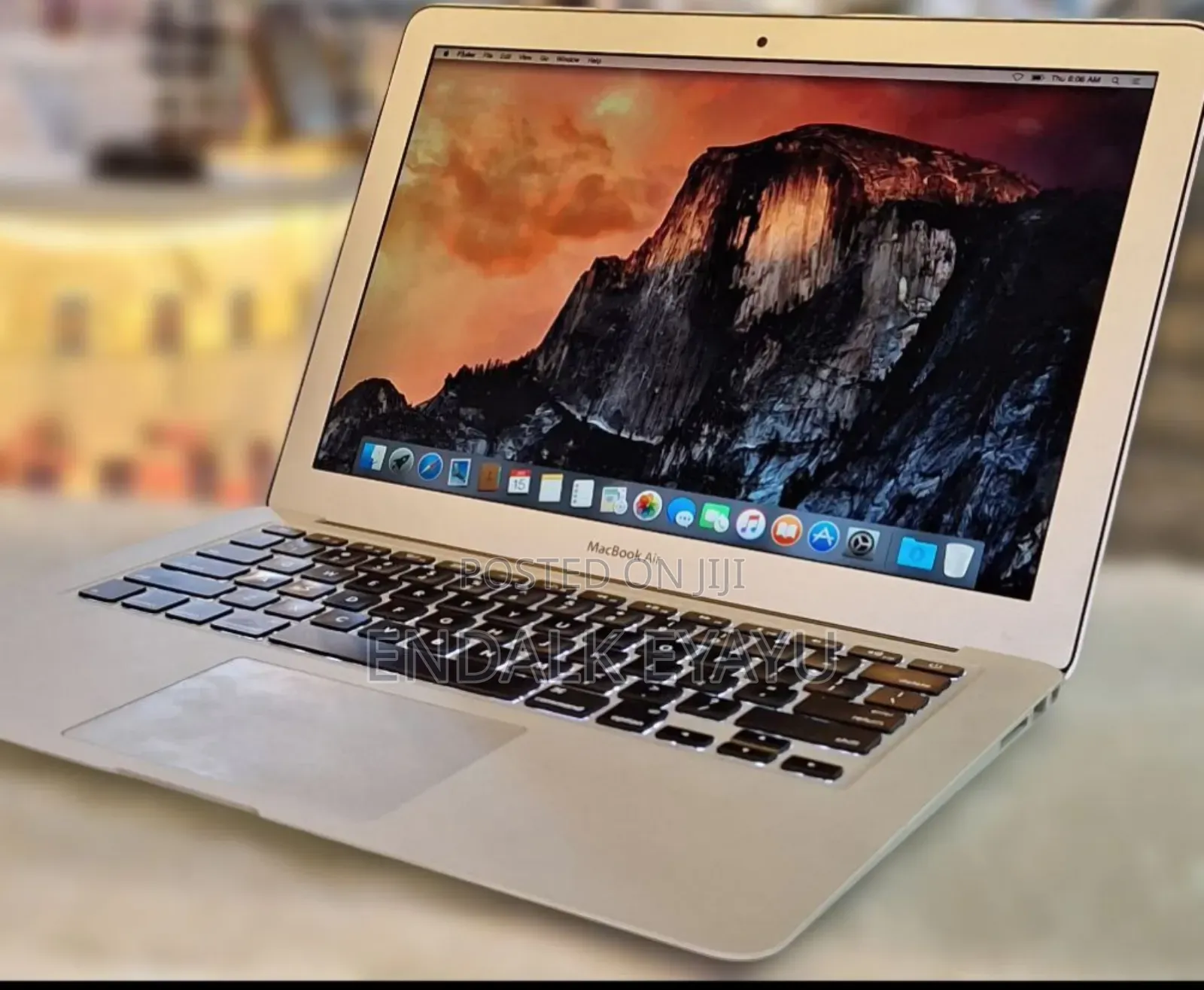 New Laptop Apple MacBook Air 2015 4GB Intel Core I5 SSD 128GB