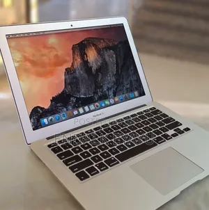 New Laptop Apple MacBook Air 2015 4GB Intel Core I5 SSD 128GB
