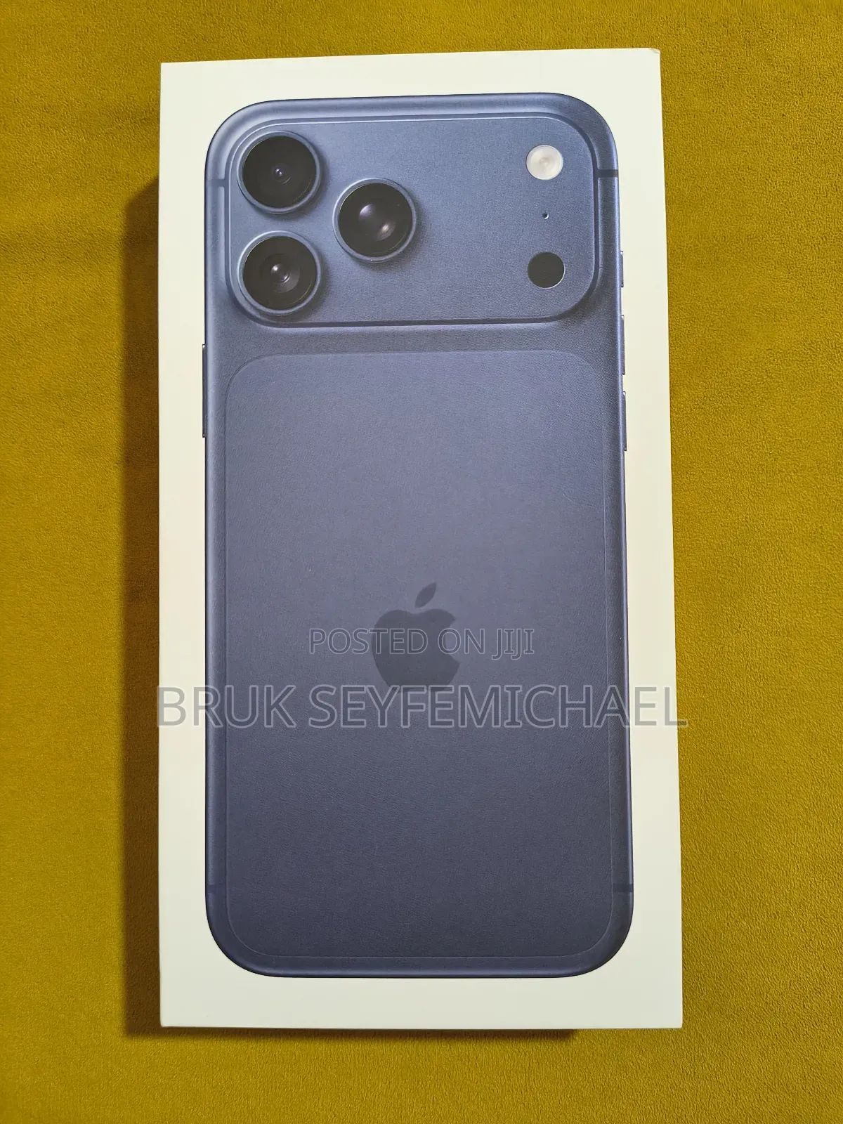 New Apple iPhone 17 Pro Max 256 GB Blue