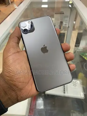Photo - Apple iPhone 11 Pro Max 64 GB Gray