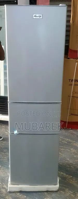 Naziif Fridge 206litter