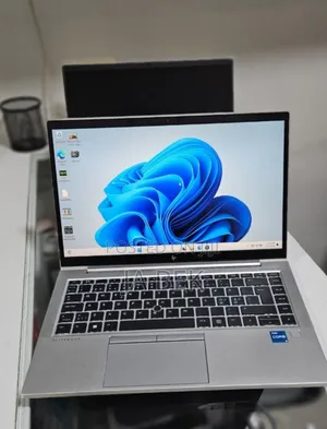 New Laptop HP EliteBook 840 G8 16GB Intel Core I5 SSD 512GB