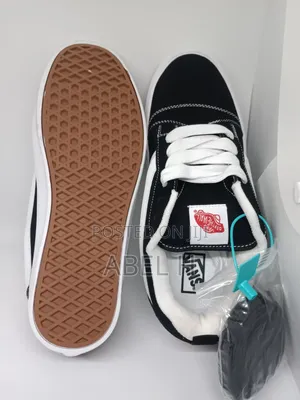 Vans Knu Skool Shoes | Black Original