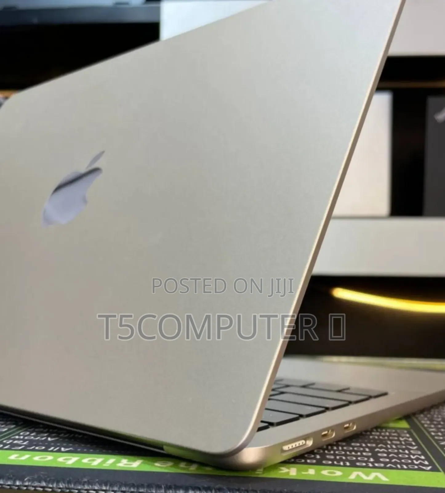 New Laptop Apple MacBook Air 2024 M3 13-Inch 16GB Apple M3 SSD 256GB