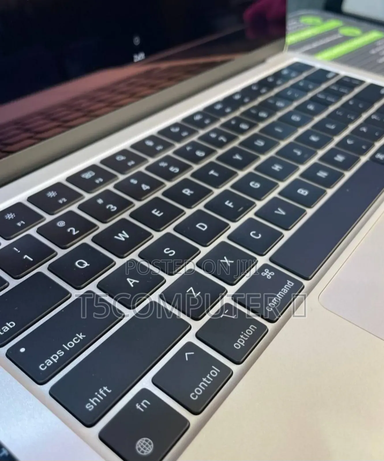 New Laptop Apple MacBook Air 2024 M3 13-Inch 16GB Apple M3 SSD 256GB