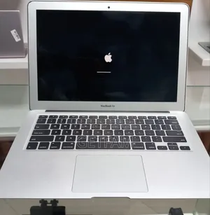 New Laptop Apple MacBook 2015 8GB Intel Core I5 SSD 256GB