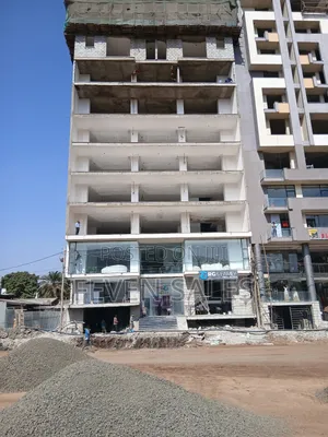 አዋጭ ኢንቨስትመንት ቦሌ ላይ የንግድ ሱቅ ሽያጭ