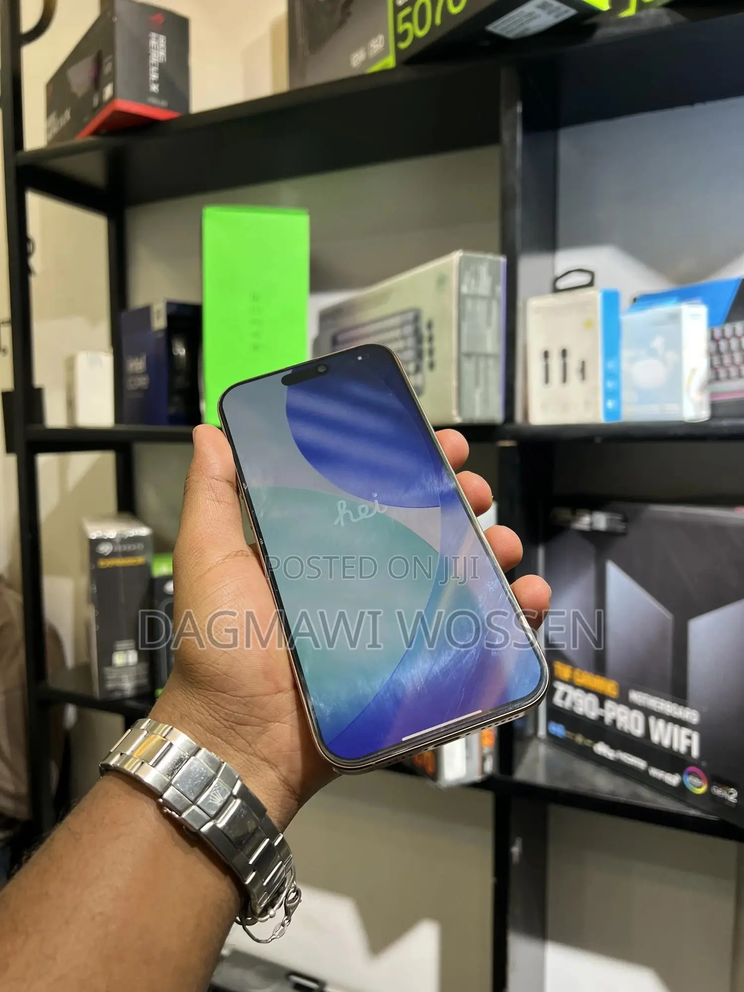 New Apple iPhone 16 Pro Max 256 GB Gold