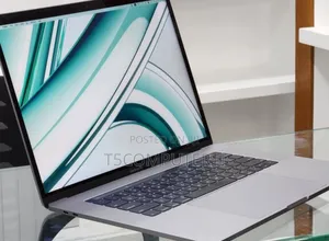 New Laptop Apple MacBook Pro 2017 16GB Intel Core I7 SSD 512GB