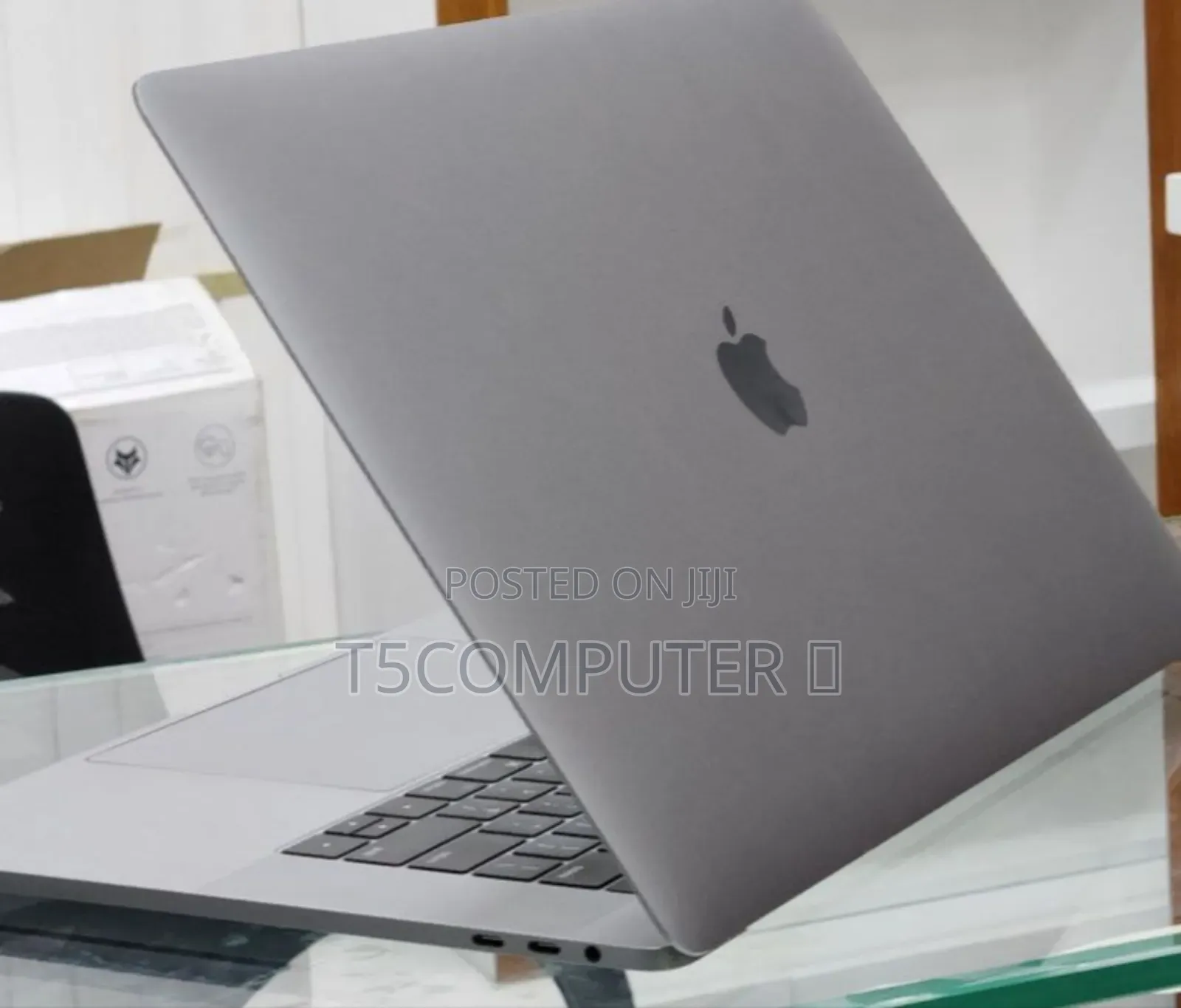 New Laptop Apple MacBook Pro 2017 16GB Intel Core I7 SSD 512GB