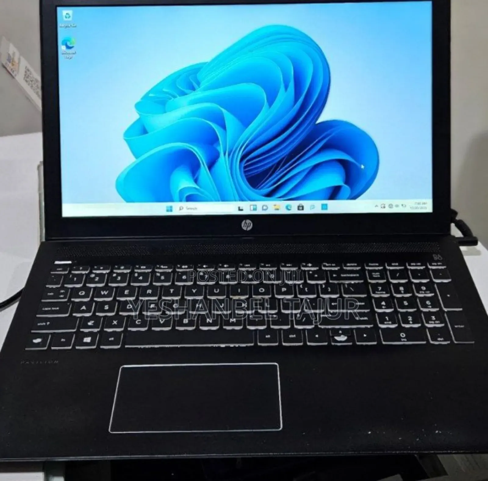 New Laptop HP Pavilion 15 8GB Intel Core I7 SSD 256GB