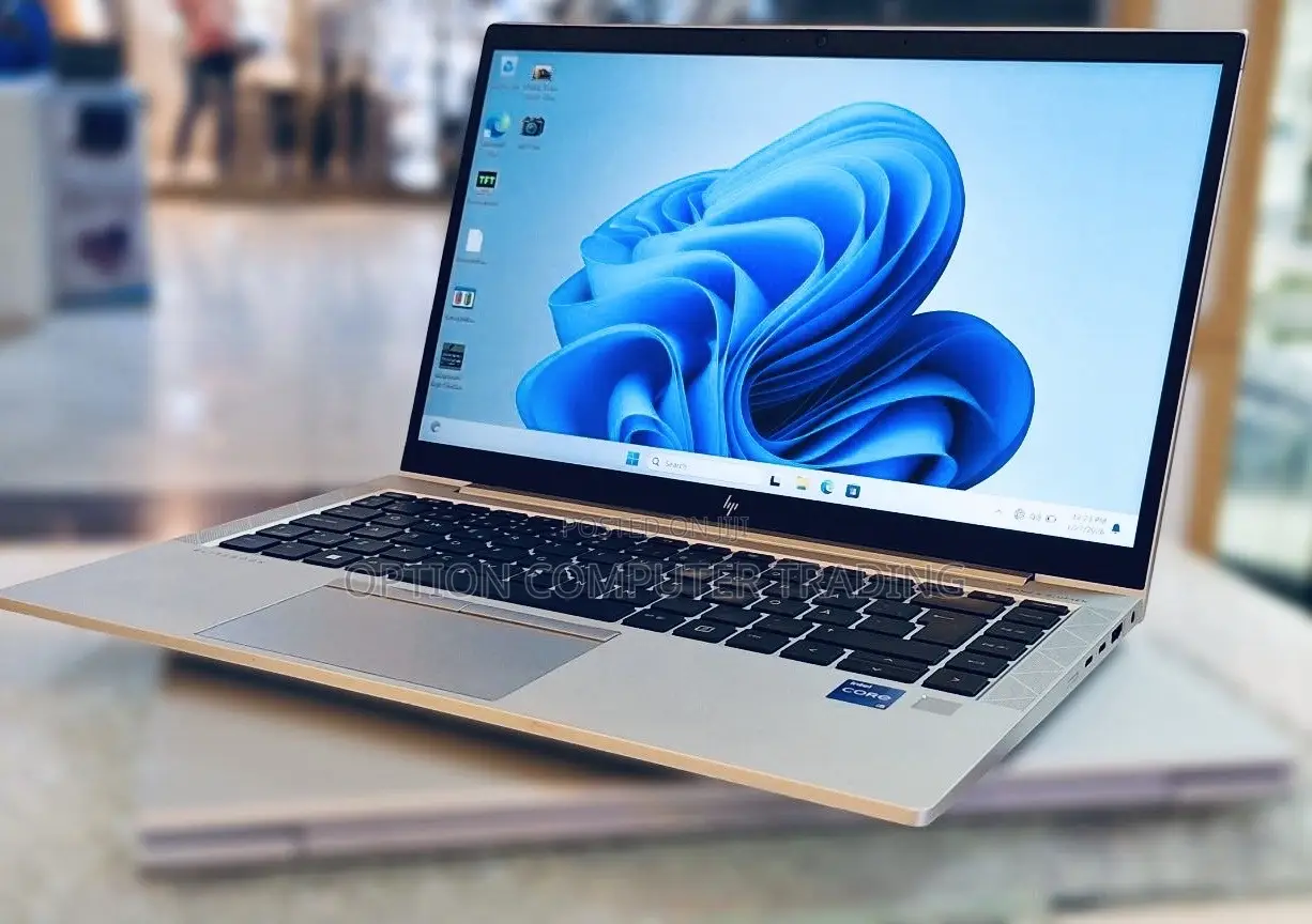 New Laptop HP EliteBook 840 G8 16GB Intel Core I5 SSD 512GB