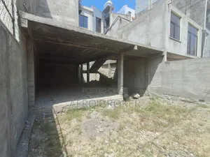 5bdrm House in Alem Bank, Akaky Kaliti for sale