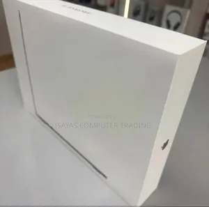 New Laptop Apple MacBook Air 2025 M4 13-Inch 16GB Apple M4 SSD 1T