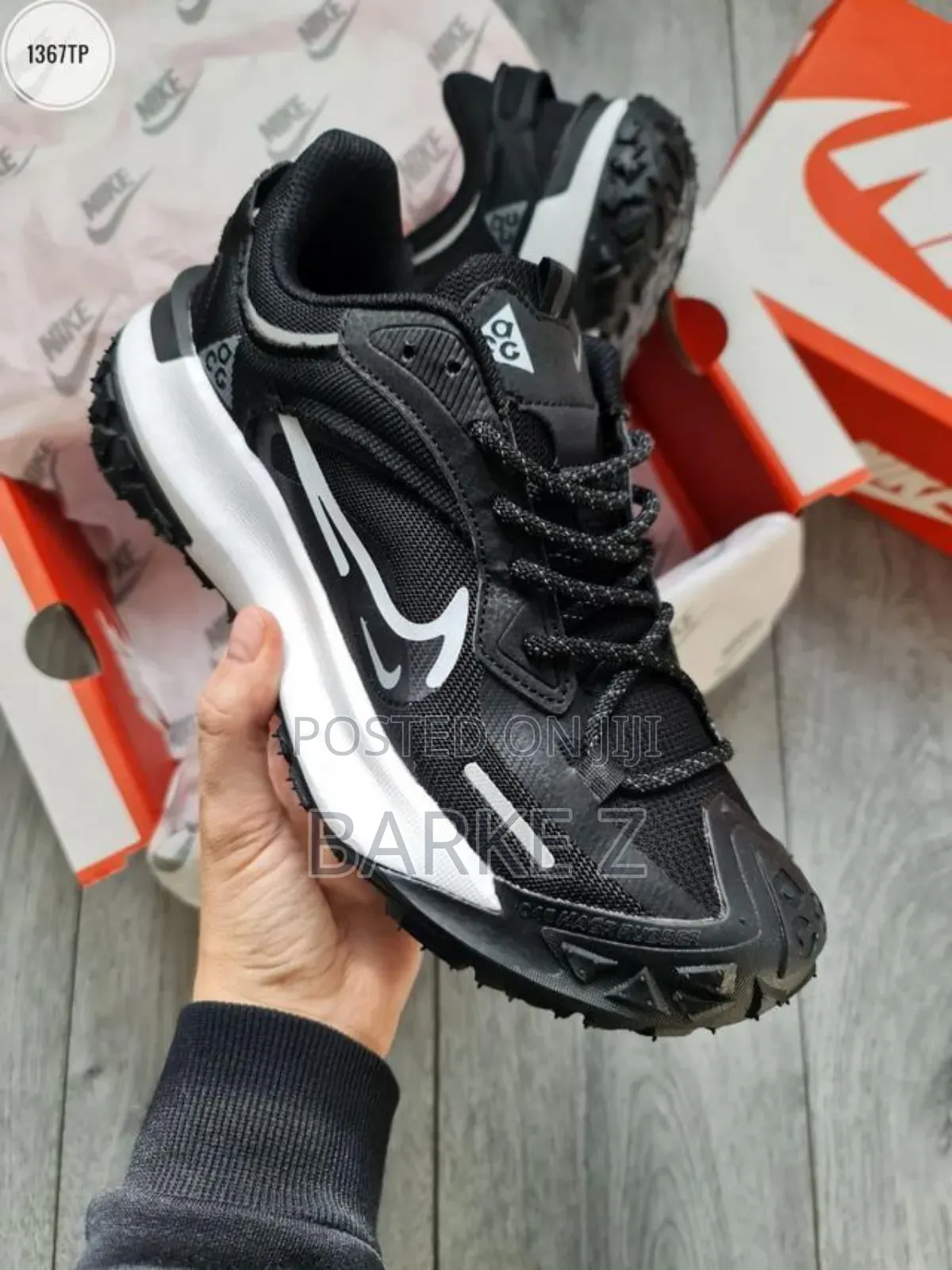 Nike Acg Mountain Fly 2 Low Gortex Shoes