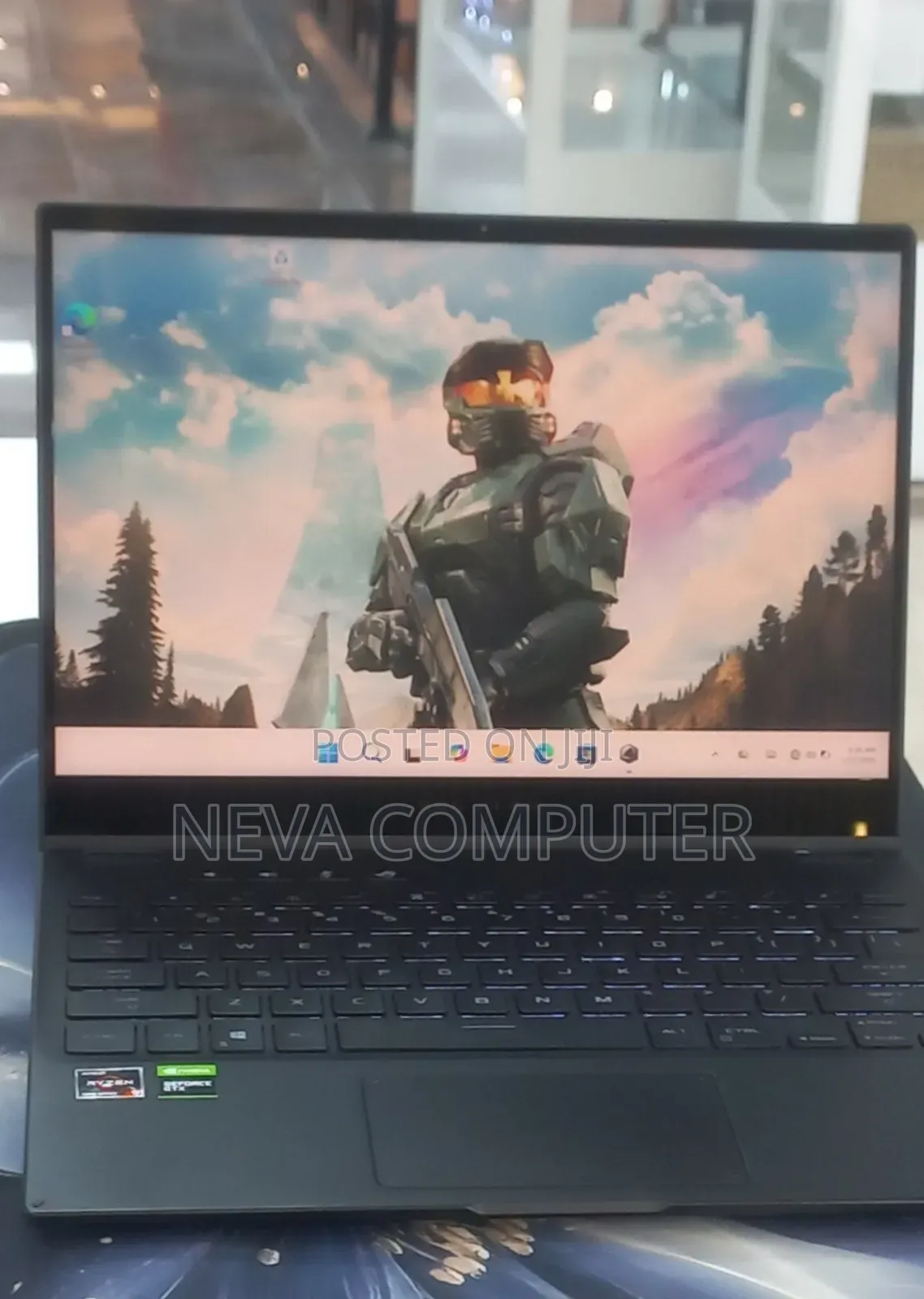 New Laptop Asus ROG Strix G15 16GB AMD Ryzen 9 SSD 512GB