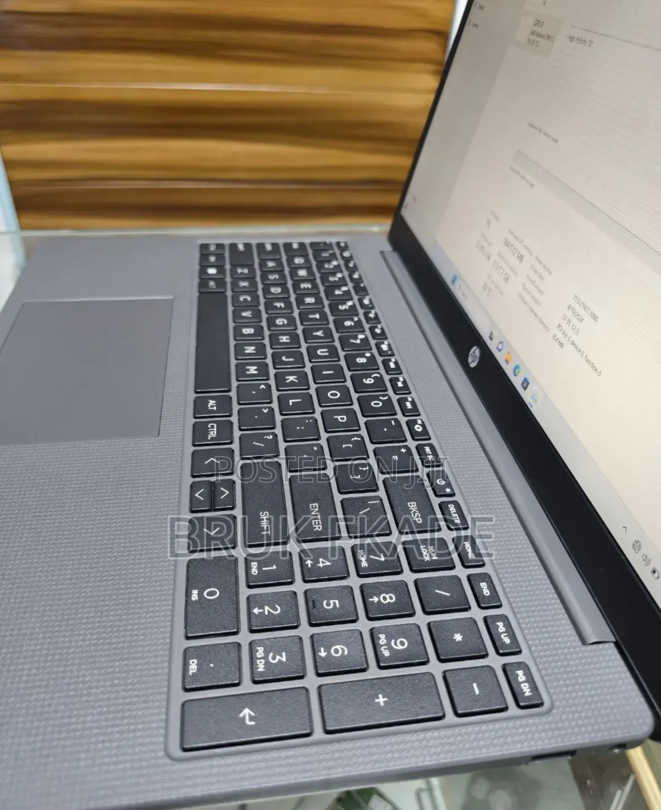 New Laptop HP 15-Da3007nia 16GB Apple M1 Pro SSD 512GB