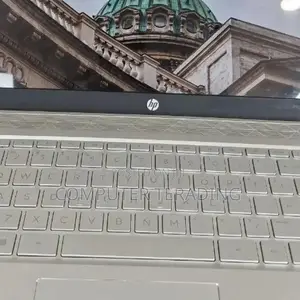 New Laptop HP Pavilion 10 16GB Intel Core i5 SSD 512GB