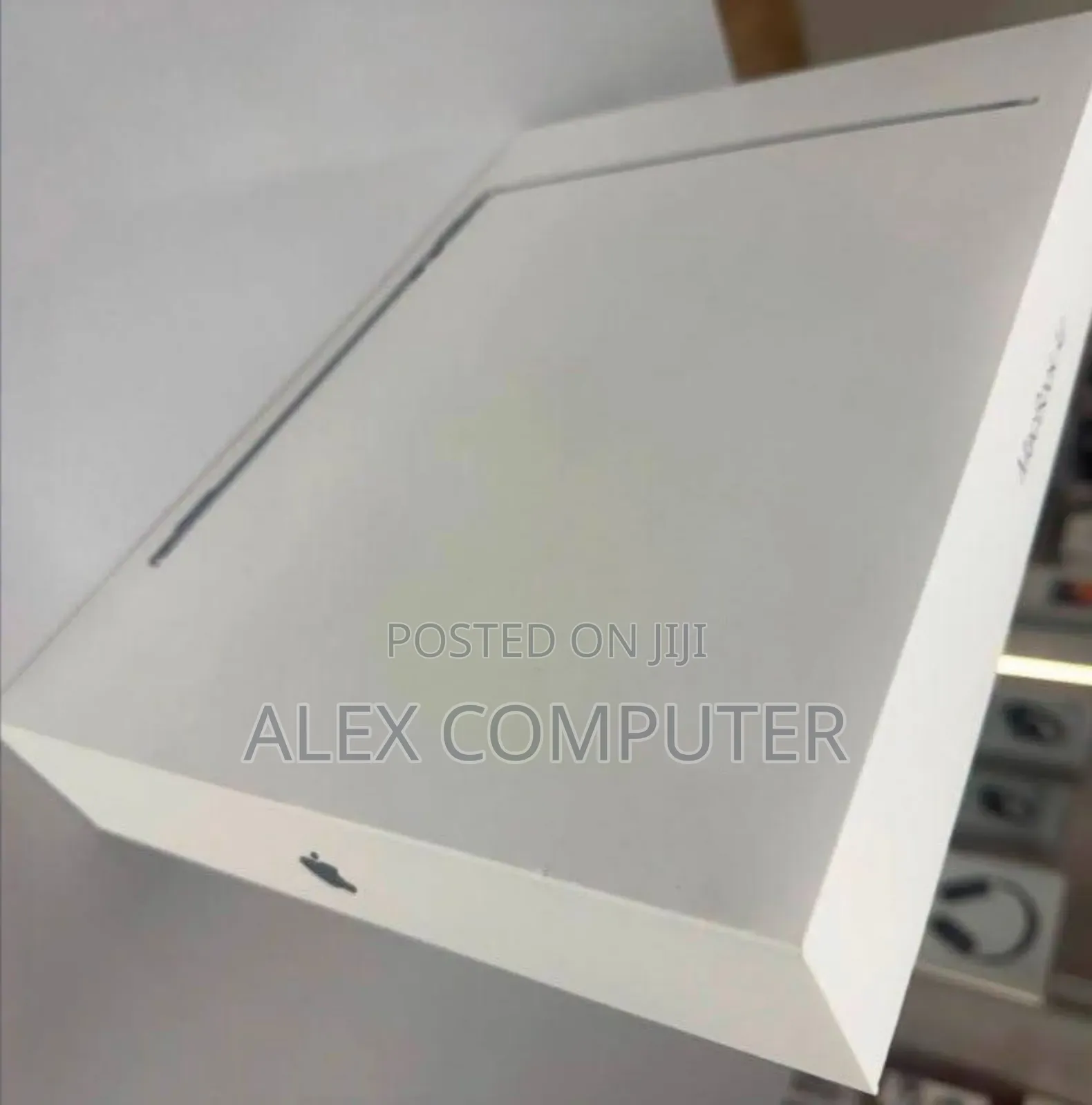 New Laptop Apple MacBook Air 2025 M4 13-Inch 16GB Apple M4 SSD 1T