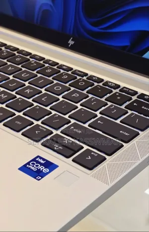 New Laptop HP EliteBook 830 G8 16GB Intel Core I7 SSD 512GB