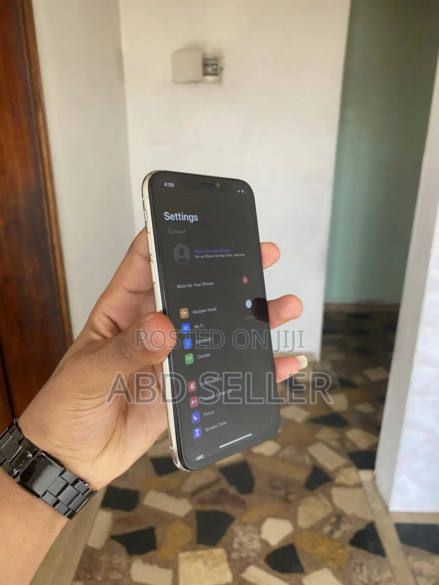 Apple iPhone X 64 GB White