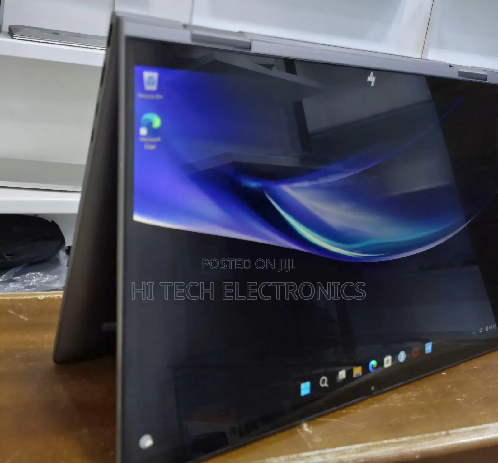 New Laptop HP OmniBook X Flip 14" 16GB Intel Core Ultra 7 SSD 1T