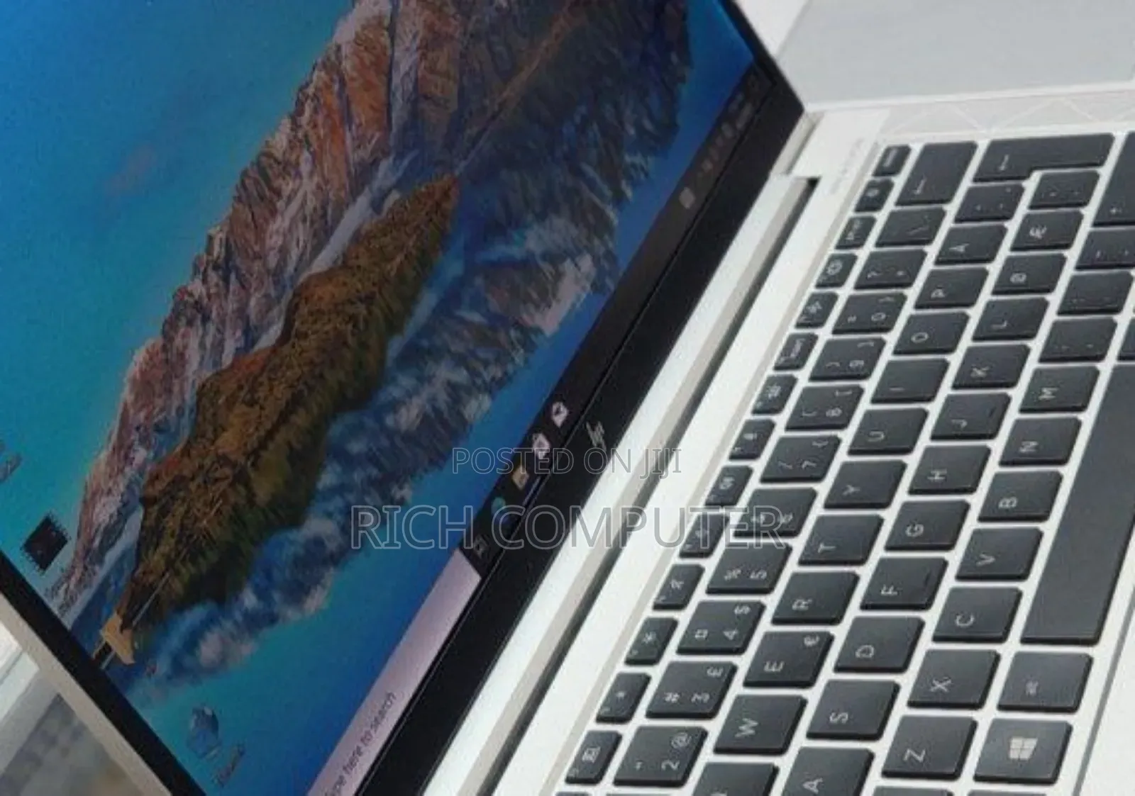 New Laptop HP EliteBook X360 1030 G7 16GB Intel Core I7 SSD 512GB