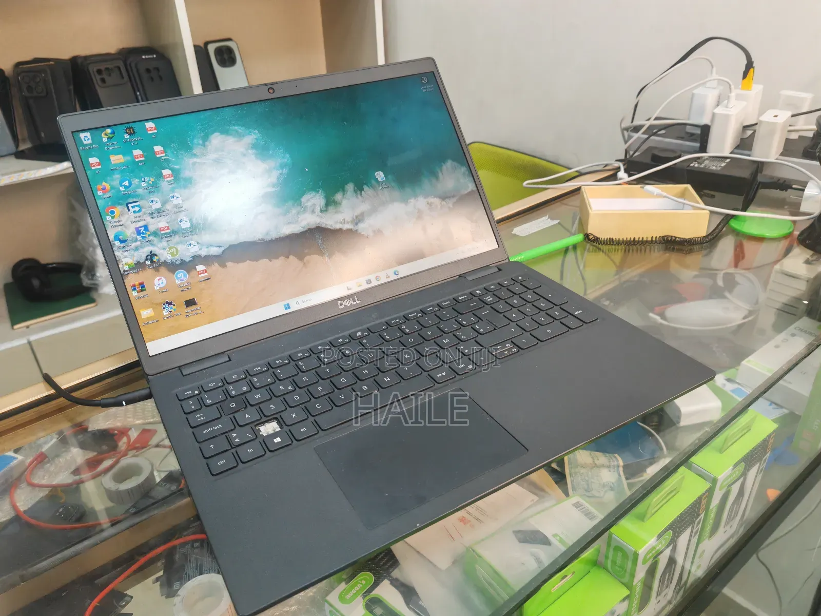 Laptop Dell Latitude 3520 8GB Intel Core I3 SSD 256GB