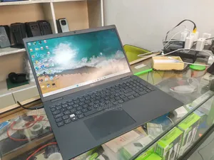 Laptop Dell Latitude 3520 8GB Intel Core I3 SSD 256GB