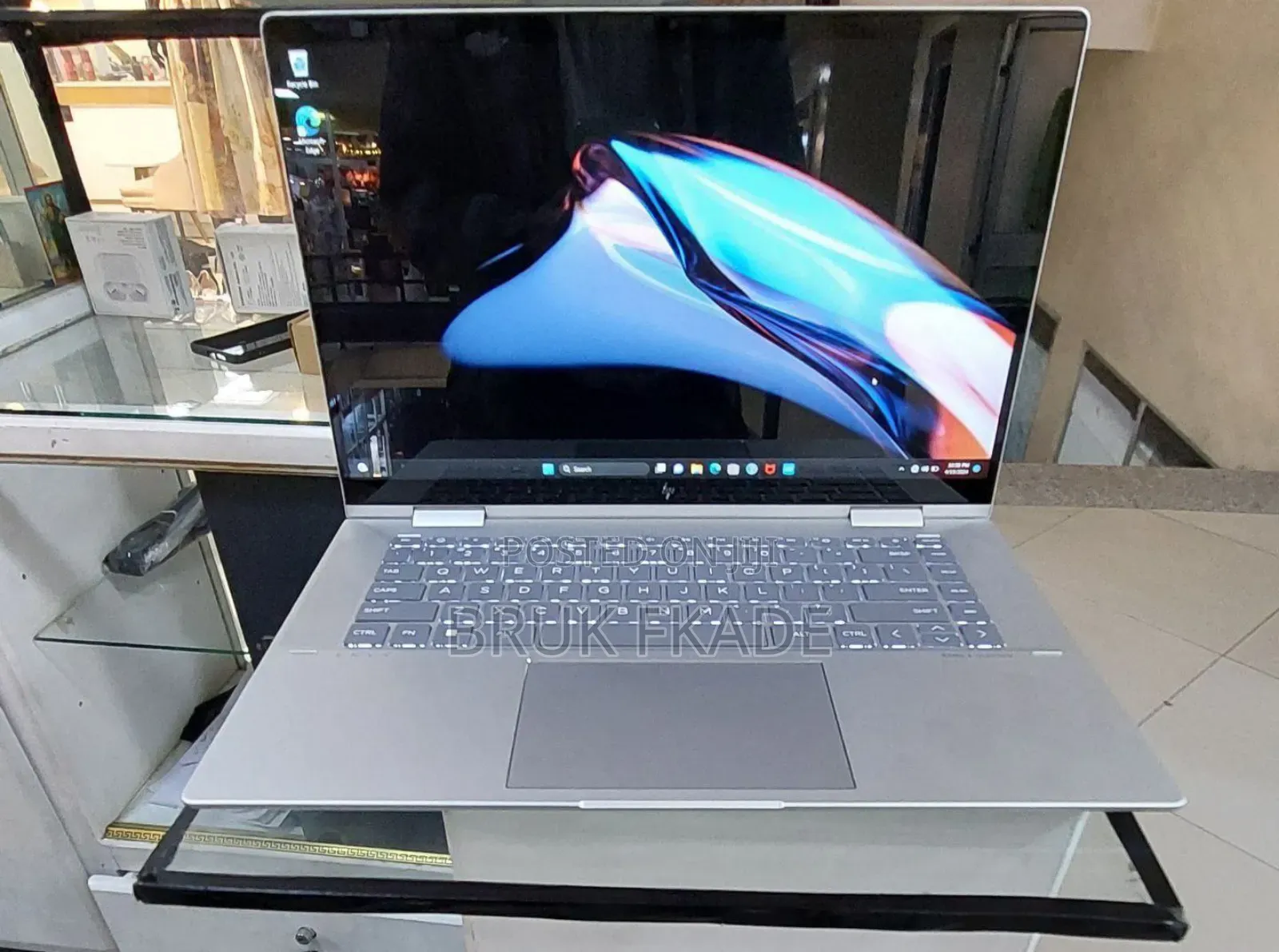 New Laptop HP Envy X360 16GB Intel Core I7 SSD 512GB