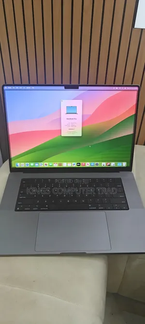 New Laptop Apple MacBook Pro 2021 M1 32GB Apple M1 SSD 512GB