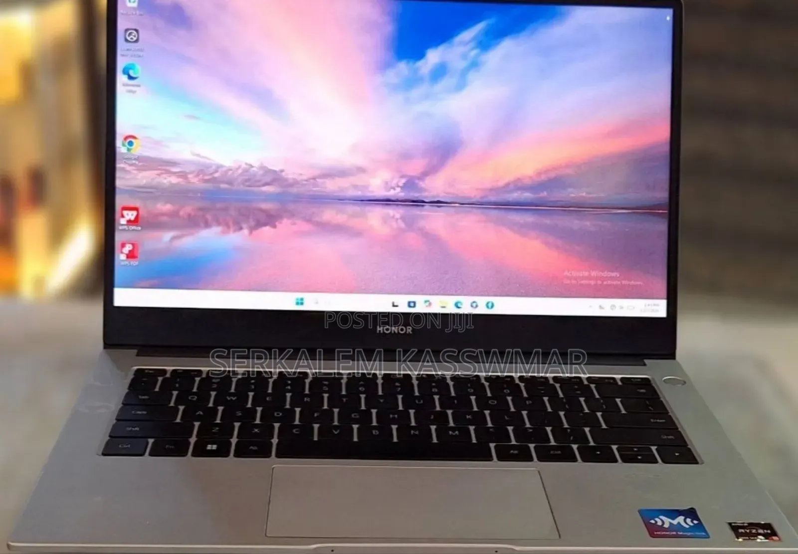 New Laptop Howard 8GB AMD Ryzen 5 SSD 512GB