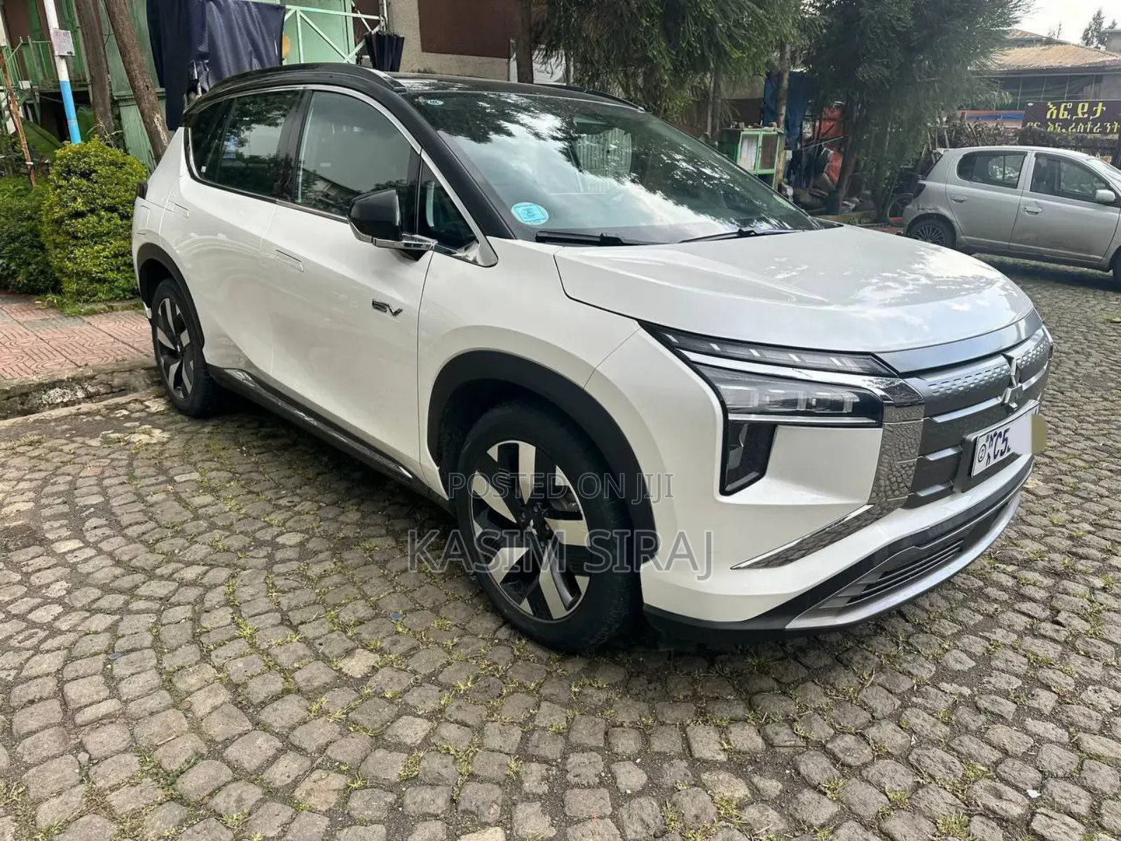 Mitsubishi Airtrek 135 kW FWD 2023 White