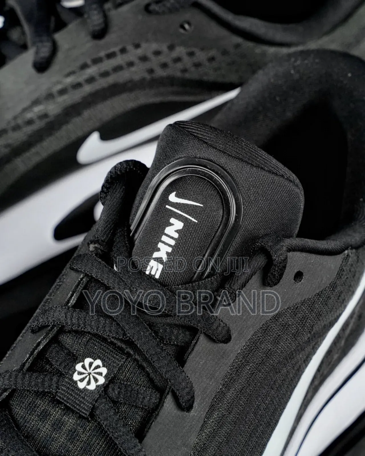 Nike Journey Run Women's Road Running Black Fashion Sneaker