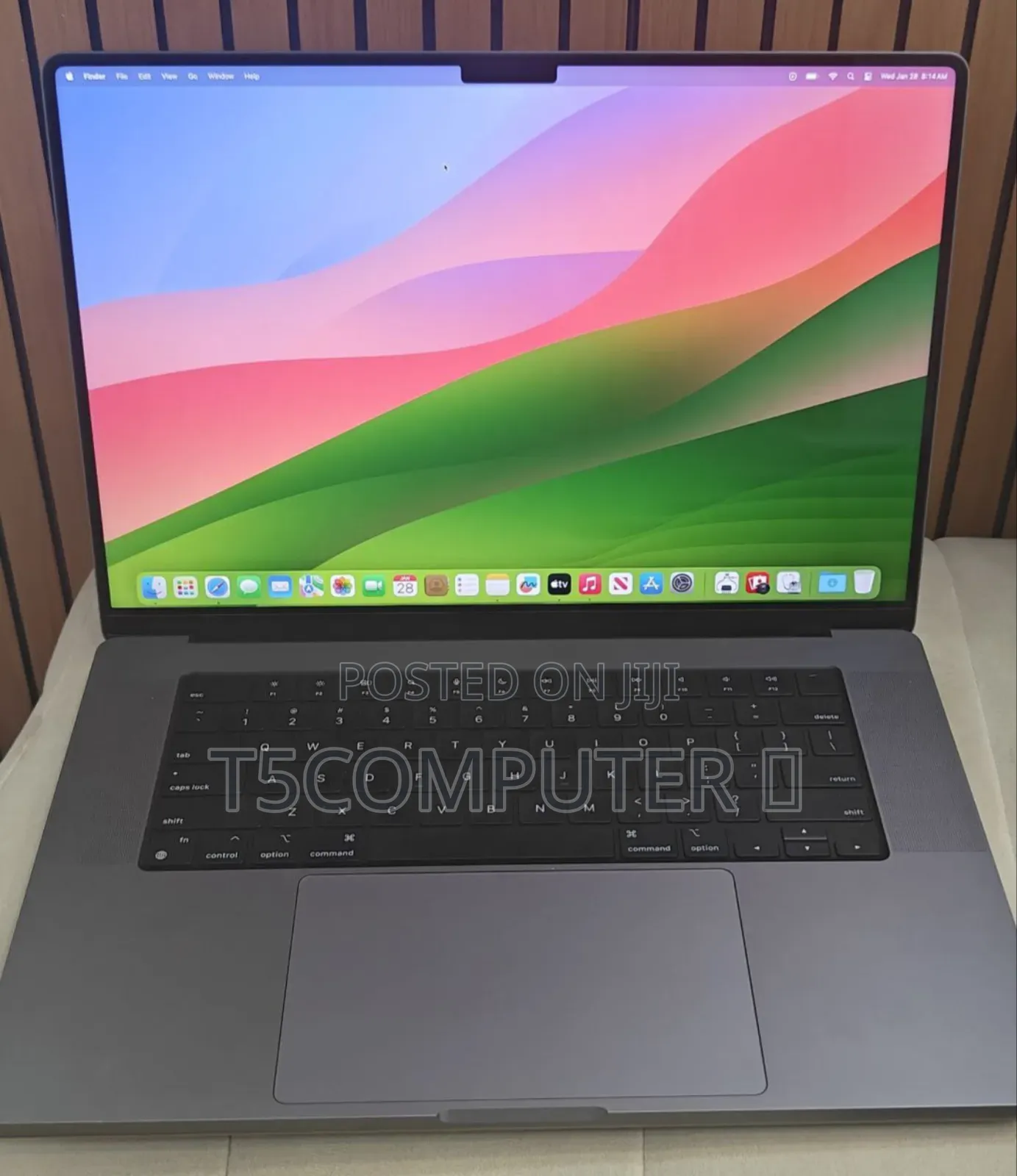 New Laptop Apple MacBook Pro M1 32GB Apple M1 Max SSD 512GB