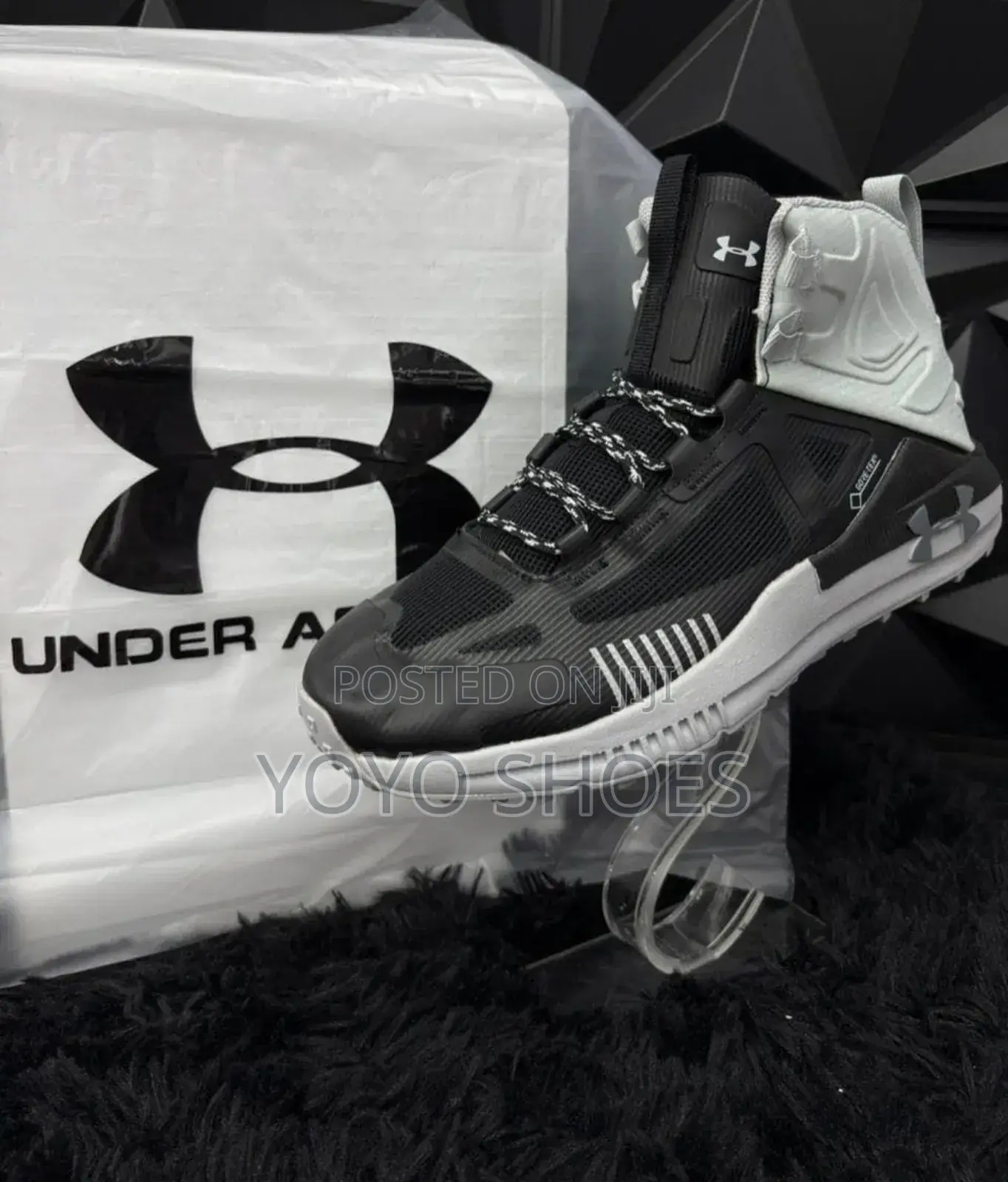 Under Armour Verge 2.0 Gore-Tex Hiking Water Proff Boots