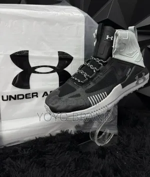 Under Armour Verge 2.0 Gore-Tex Hiking Water Proff Boots