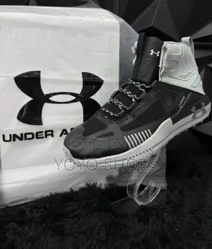 Under Armour Verge 2.0 Gore-Tex Hiking Water Proff Boots