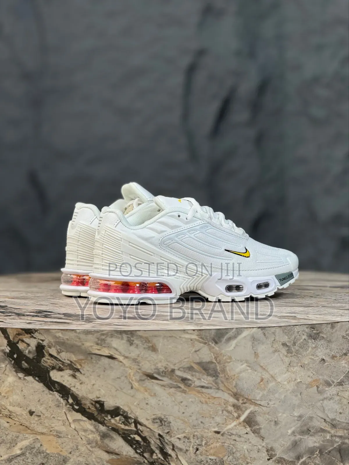 Nike Air Max Tn Plus Tuned Triple White Fashion Sneaker