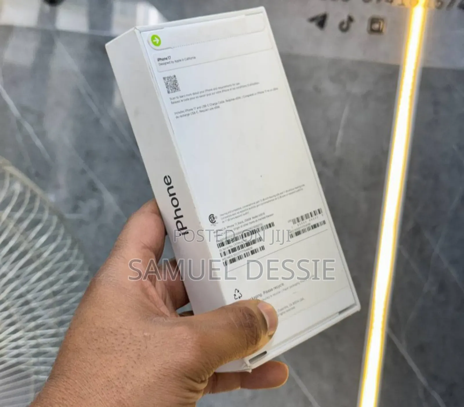 New Apple iPhone 17 256 GB