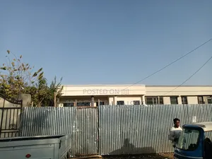 6bdrm House in Dukam, East Shewa for sale