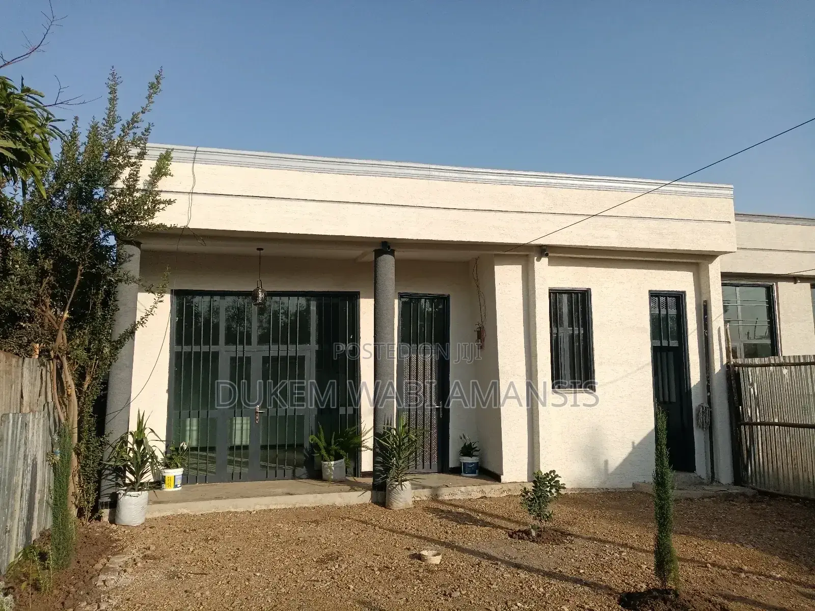 6bdrm House in Dukam, East Shewa for sale