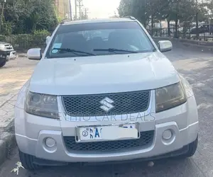 Suzuki Grand Vitara 2005 Silver