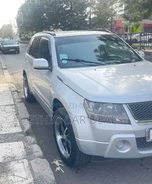 Suzuki Grand Vitara 2005 Silver