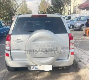 Suzuki Grand Vitara 2005 Silver
